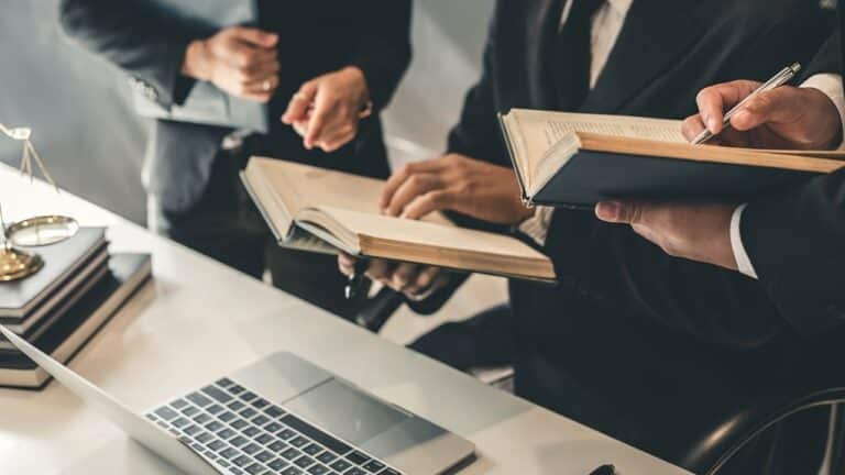 Audiência online: como funciona a audiência judicial virtual?